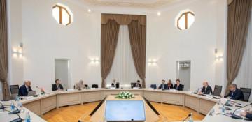 Azerbaijan and Oman discuss energy cooperation 