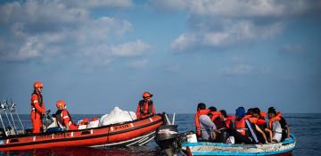 UK and Greece ink deal to combat human smuggling 