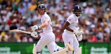 Travis Head hits 142 as Australia shatter England’s Ashes hopes