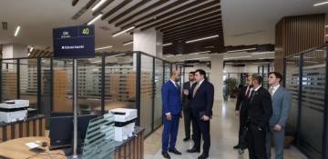 Omani delegation tours SME House in Baku