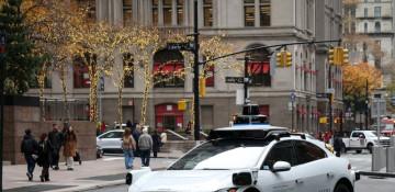 Waymo to update software after power outage stalls robotaxis