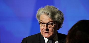 France condemns U.S. visa ban on former EU commissioner 