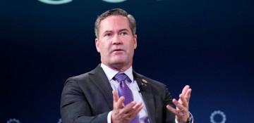 US declares Maduro regime illegitimate, tightens sanctions