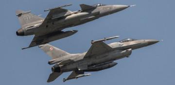 Poland intercepts Russian plane over airspace breach 