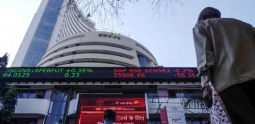 Nifty50, Sensex open lower amid weak cues