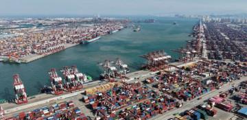 China to cut import tariffs on select goods from 2026 