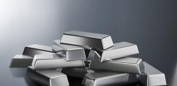 Silver prices plunge by ₹15,000 on last trading day of 2025