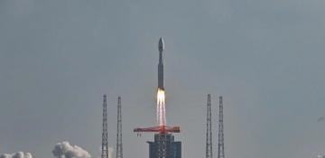 China sends group of internet satellites into orbit
