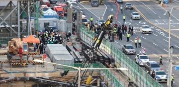 7 workers trapped after accident at Seoul's subway construction site