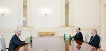 Azerbaijani President meets John Deere CEO to discuss agricultural cooperation