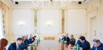 President Aliyev meets UK defence minister to discuss ties, peace agenda