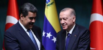 Erdoğan urges Maduro to continue dialogue with the US