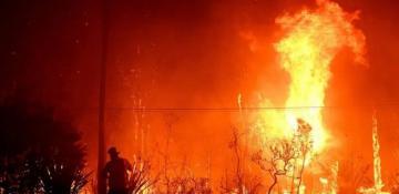 Australian authorities urge thousands to flee New South Wales bushfires  -VIDEO 