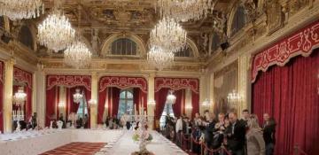 €40,000 worth of silverware and porcelain were stolen from the Elysée Palace