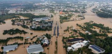 Southeast Asia floods: Militaries mobilize as death toll nears 1,000
