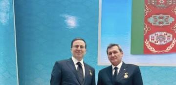 Turkmenistan President confers award on Azerbaijani ambassador