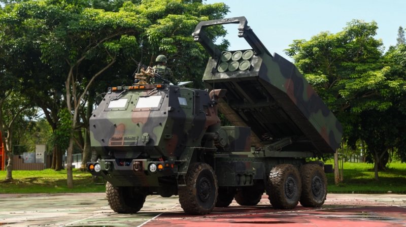 Trump approves $11B arms sales to Taiwan