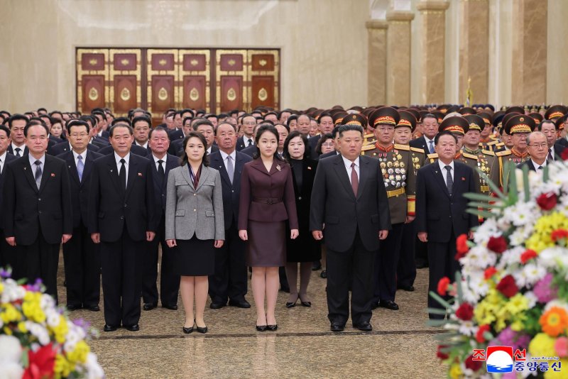Kim Jong Un's daughter joins visit to family mausoleum 