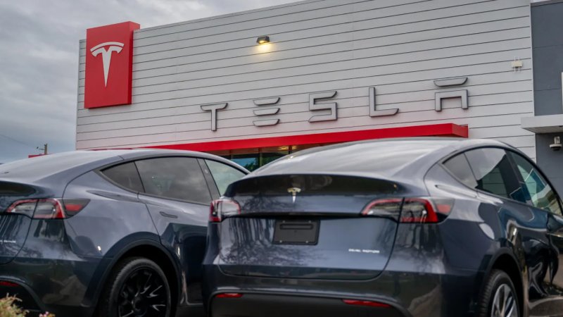 Tesla Q4 deliveries fall 16% to 418k vehicles 