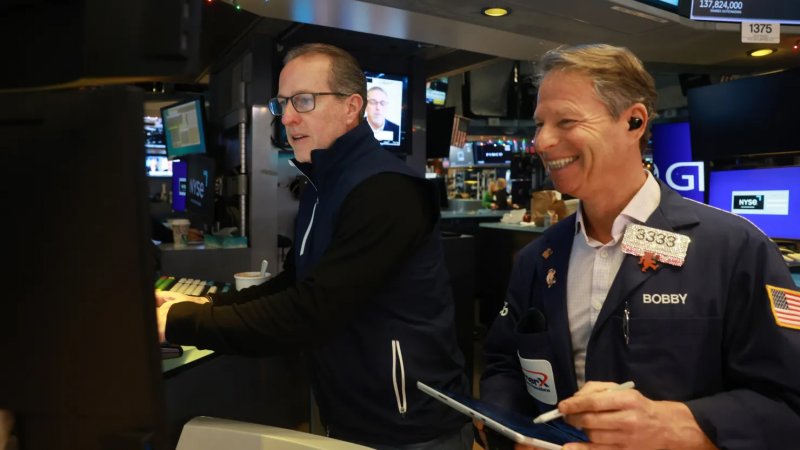 S&P 500 jumps on tech rally to start 2026 