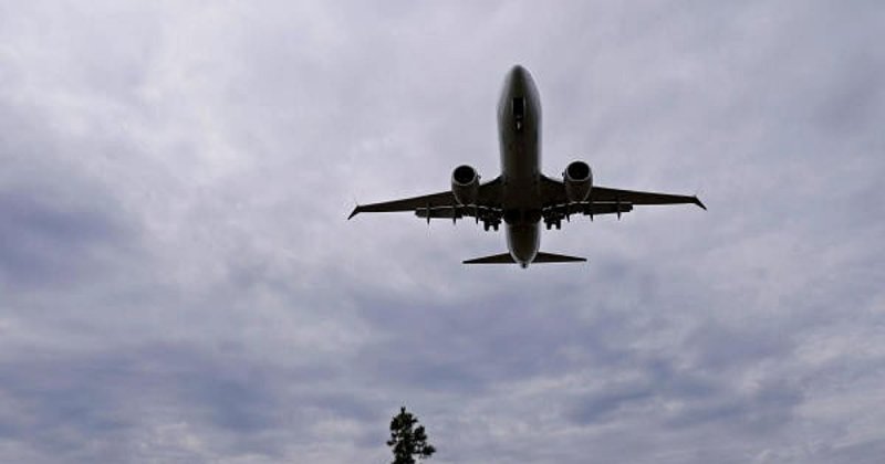 FAA bans US commercial flights over Venezuela