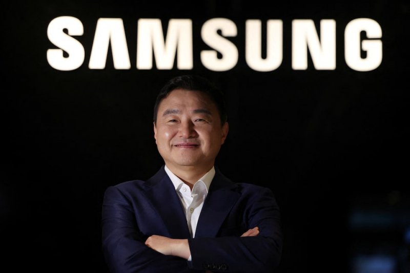 Samsung to double AI-powered devices to 800 million 