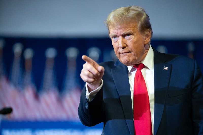 Trump threatens possible military action against Colombia