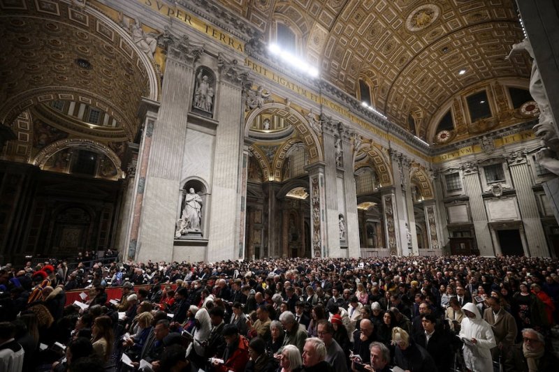 Rome welcomes record 33.5m pilgrims for Holy Year