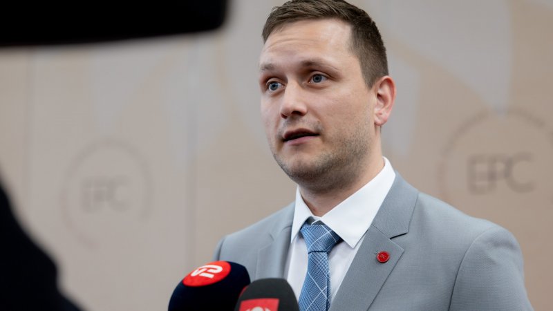 Greenland PM denies Venezuela-style takeover amid Trump threat 