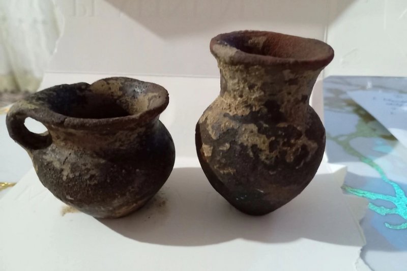 Eneolithic-era clay vessels discovered in southern Azerbaijan 