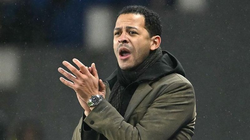 Liam Rosenior agrees to become Chelsea manager