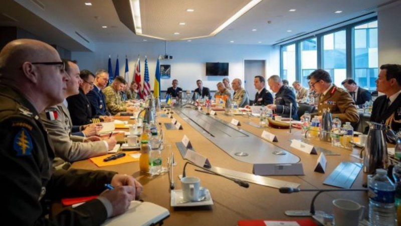  Ukraine sees Paris talks as key step toward stronger defense and security guarantees 