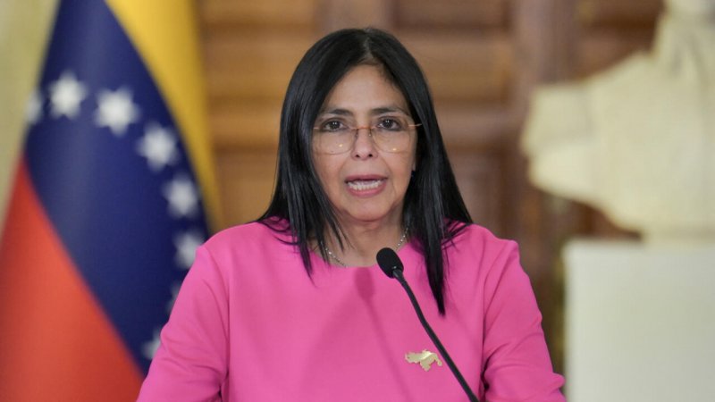 EU declines to recognize Venezuela's interim president 