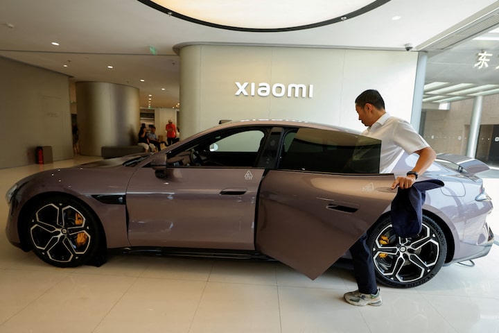 Xiaomi opens pre-orders for upgraded SU7 sedan, emphasizes safety