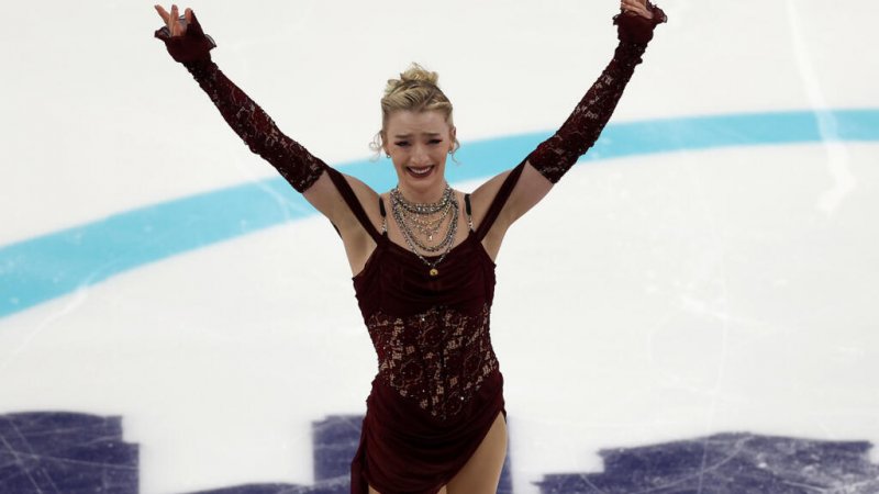 Amber Glenn claims third straight US Figure Skating title