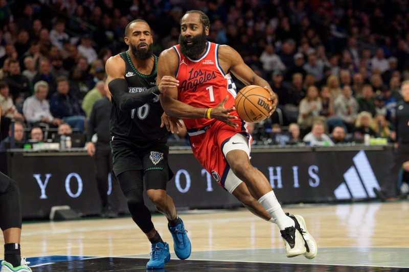 James Harden passes Shaq for 9th on NBA all-time scoring list