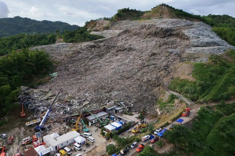 Death toll in Philippine landfill landslide rises to 13 