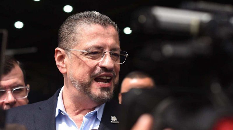Plot to kill Costa Rican president uncovered ahead of vote 