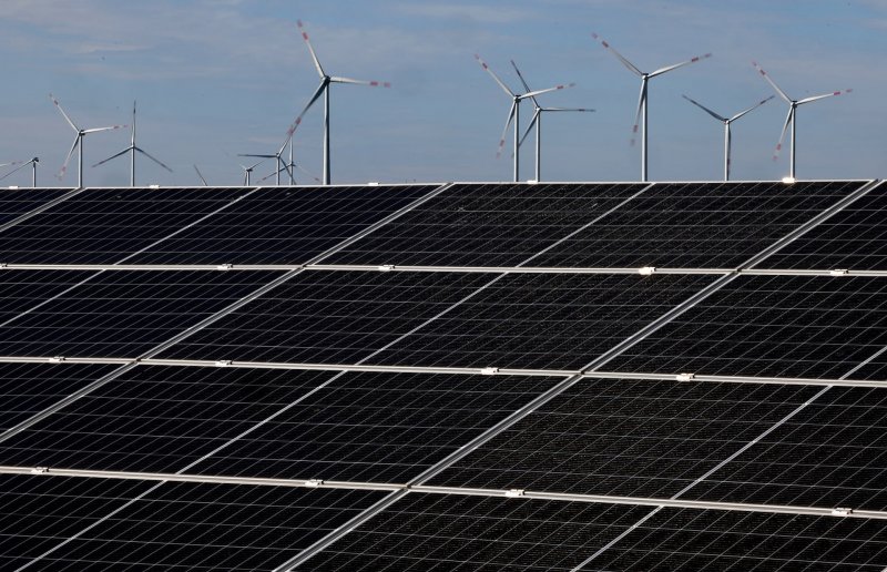 Azerbaijan boosts wind, solar power production