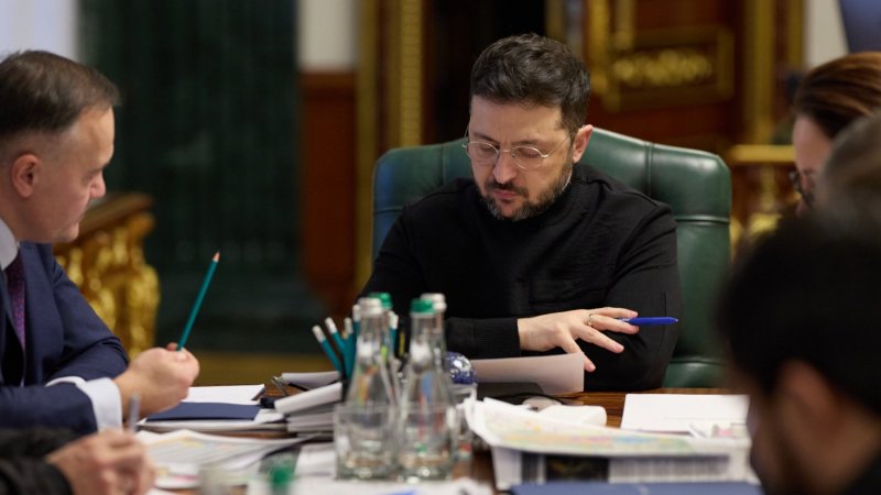 Zelenskyy to declare energy emergency after Russian attacks 