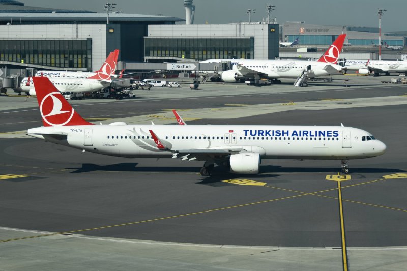 Barcelona-bound Turkish Airlines flight faces bomb threat, lands safely