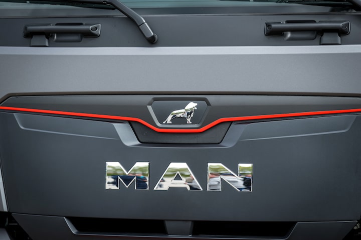 MAN Truck to invest €1B, limit job cuts in Germany