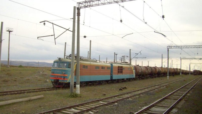 Pashinyan urges Russia to speed up restoration of rail links with Azerbaijan and Türkiye