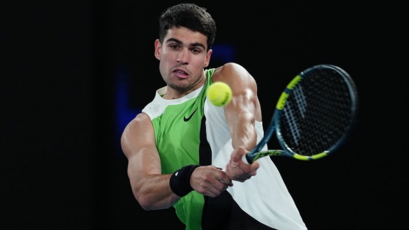 Alcaraz battles past Hanfmann to reach Australian Open third round