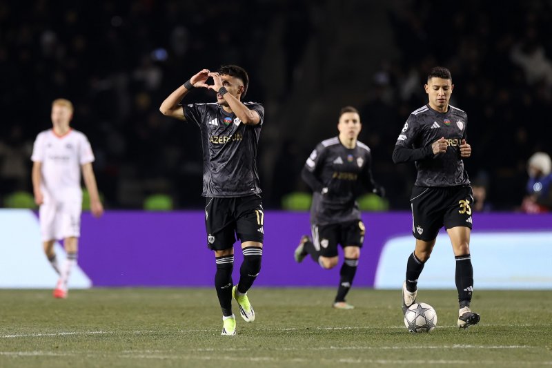 Aliyev congratulates Qarabağ on Champions League win 