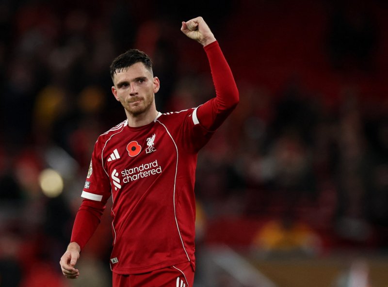 Tottenham in talks with Liverpool for Andy Robertson