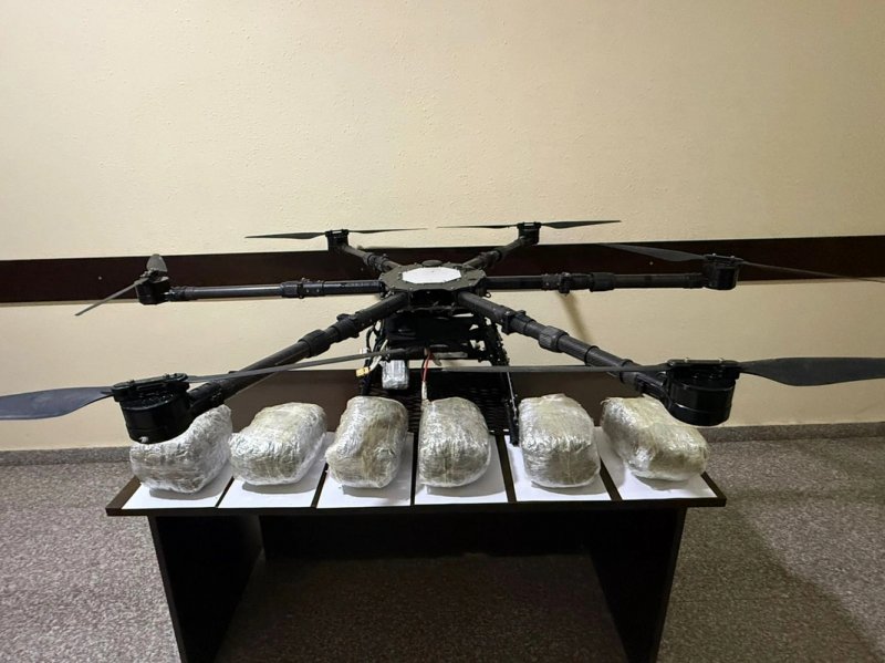 Drone carrying drugs neutralized on Iran-Azerbaijan border 