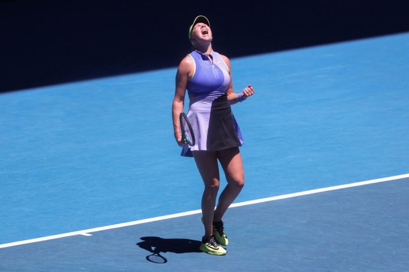 Anisimova storms into Australian Open last 16