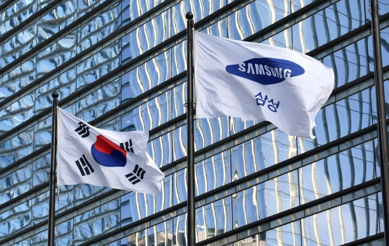Samsung shares jump on plans to supply HBM4 chips to Nvidia