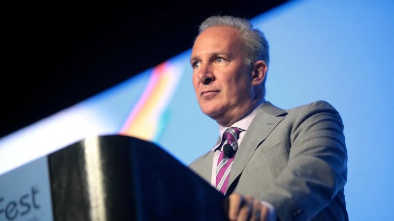 Peter Schiff warns of looming U.S. dollar and sovereign debt crisis -  VIDEO  